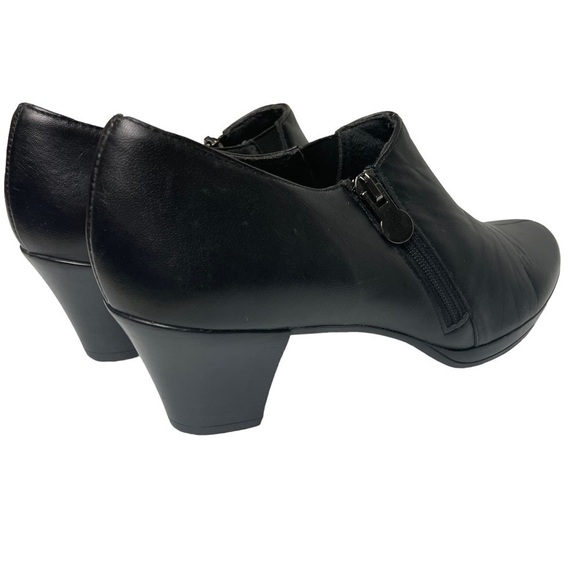 Munro American Taylor Black Leather Ankle Booties Side Zip Women's Size 6N (AA) - Picture 4 of 16